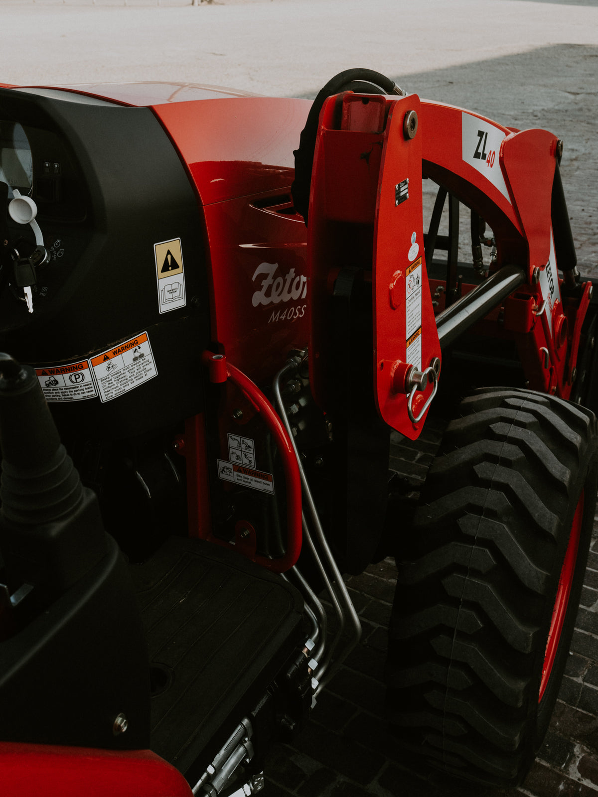 Zetor M40HP Synchro-Shuttle Tractor